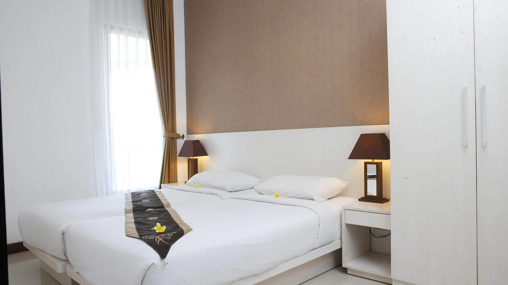 Umalas Hotel & Residence Seminyak  Aparthotel