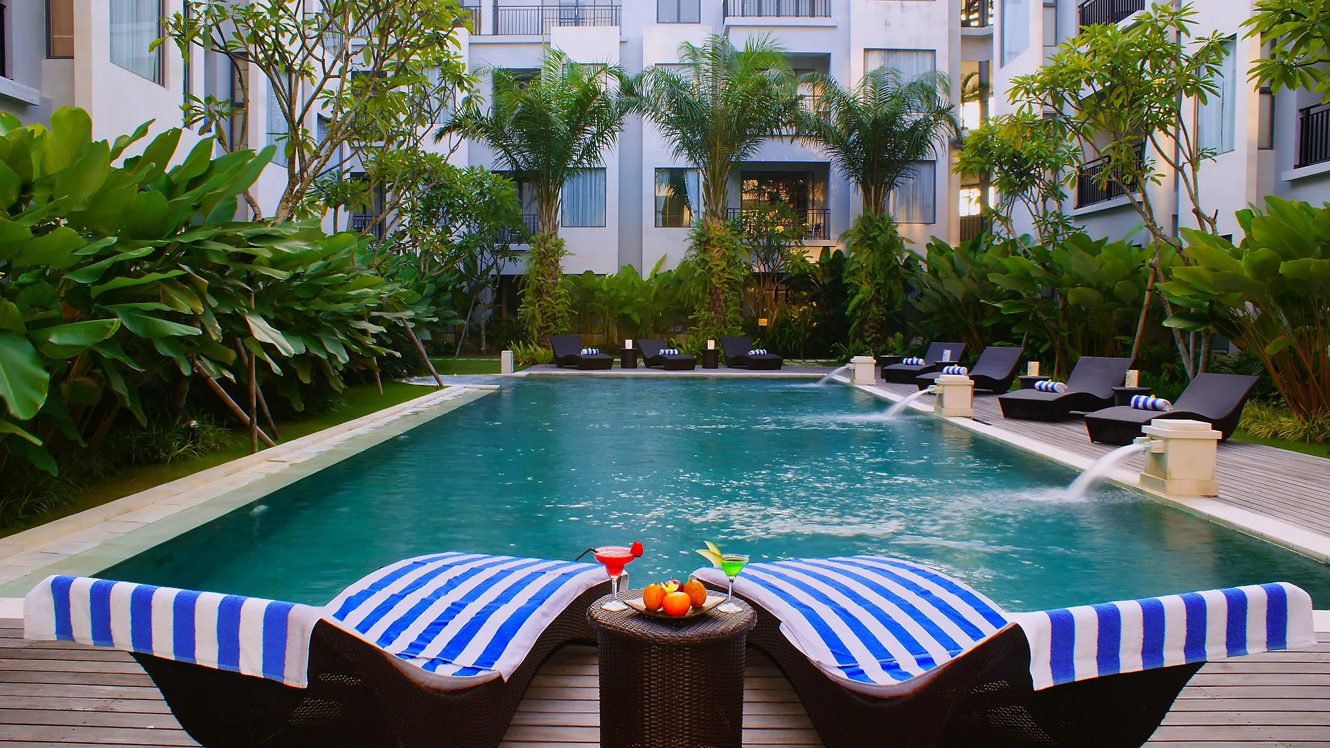 Umalas Hotel & Residence contacts